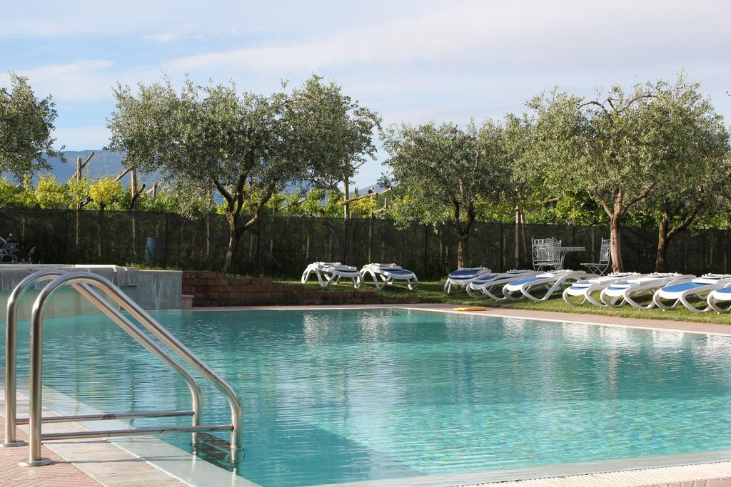 Residence Ulivi Cavaion Veronese Ngoại thất bức ảnh